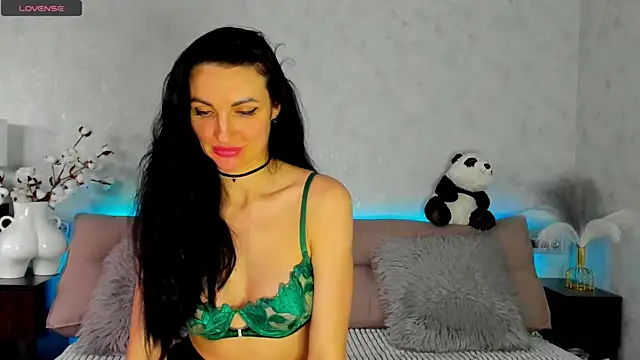 Tina Mart online show from April 23, 2026, 12:29 pm