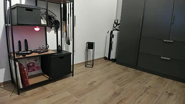 Snapshot of molicaremolicare chatting on March 6, 2026, 5:08 pm molicaremolicare online show from March 6, 2026, 5:08 pm