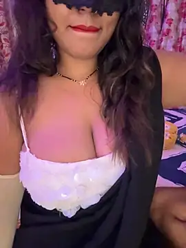 WifyHubby 38 online show from October 9, 2025, 6:30 pm