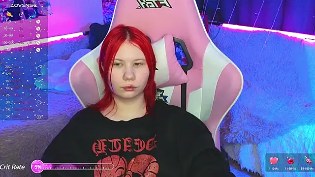 Little kitsune1707 online show from March 7, 2025, 9:06 pm