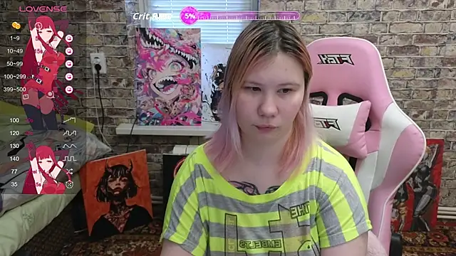 Little kitsune1707 online show from January 9, 2026, 9:05 am