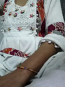 lovely----bhabhi online show from February 11, 2026, 1:27 am