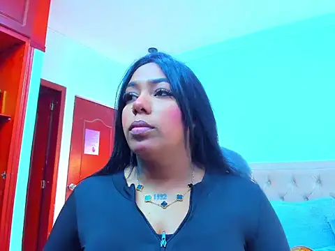 emma purple  online show from September 30, 2025, 12:22 pm