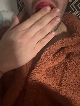 yaxxx03 online show from January 16, 2026, 8:35 pm