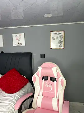 Snapshot of alejandra_jonees chatting on January 18, 2026, 1:20 am alejandra jonees online show from January 18, 2026, 1:20 am