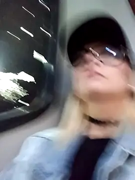 Snapshot of CandieGilson__ chatting on March 12, 2026, 11:36 am CandieGilson online show from March 12, 2026, 11:36 am