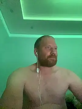 Krzysiekg123 online show from October 31, 2025, 10:38 pm