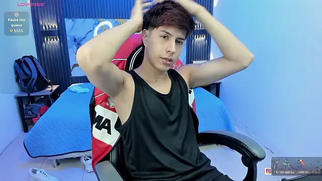 Estiv18  online show from February 28, 2026, 7:52 am