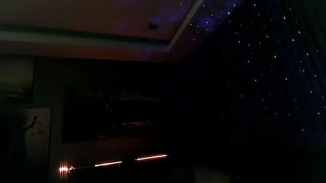 Snapshot of DarkDiamondx chatting on September 25, 2025, 1:50 pm DarkDiamondx online show from September 25, 2025, 1:50 pm