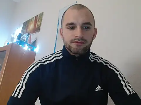 OskarBreno online show from April 15, 2026, 8:31 pm