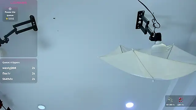 EmiliaRose  online show from September 26, 2025, 9:10 pm