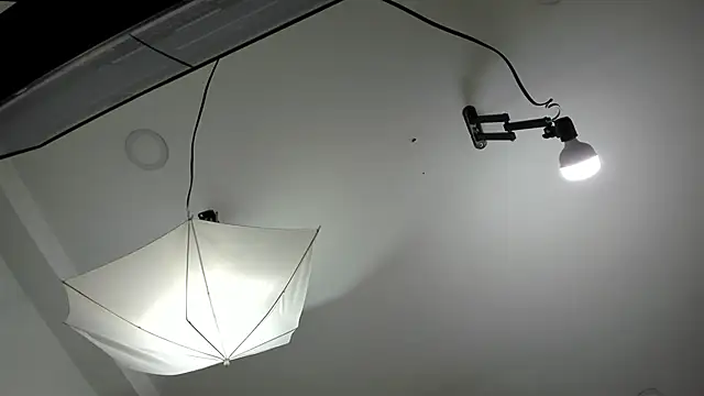 EmiliaRose  online show from October 4, 2025, 8:54 pm