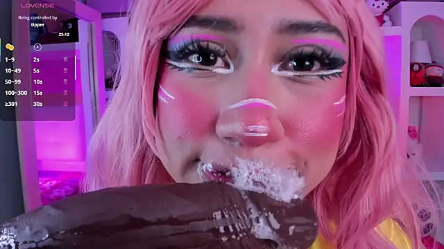 miss   megan online show from August 4, 2026, 2:38 am
