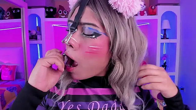 miss   megan online show from May 8, 2026, 9:51 pm