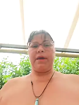 promiscuous-indecent-momm online show from April 30, 2026, 8:57 pm