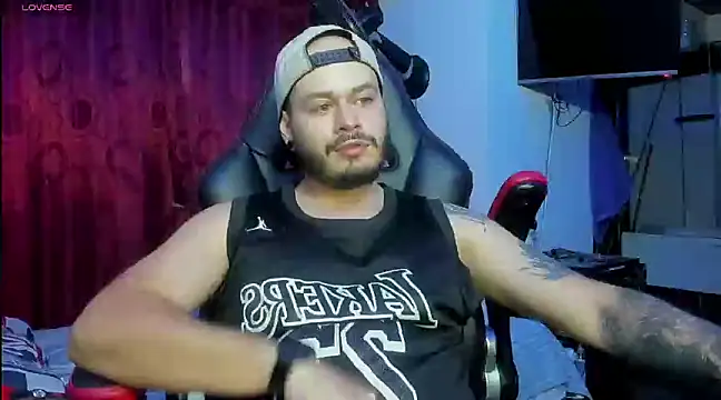 Snapshot of ragnar_lothbrok777 chatting on March 23, 2025, 2:37 am ragnar lothbrok777 online show from March 23, 2025, 2:37 am