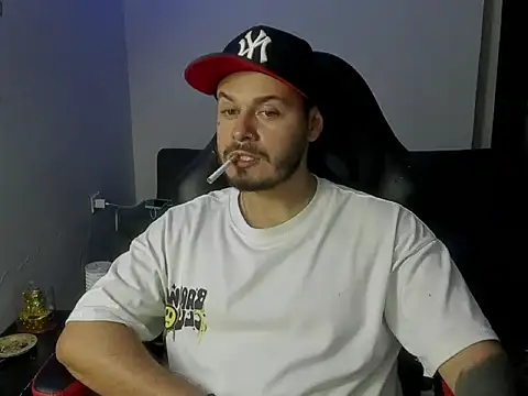 Snapshot of ragnar_lothbrok777 chatting on March 4, 2026, 5:15 am ragnar lothbrok777 online show from March 4, 2026, 5:15 am