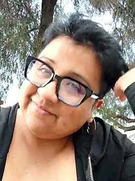 erinadarling79 online show from September 25, 2025, 10:05 pm