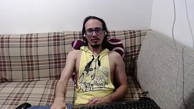 cholitohermoso online show from June 26, 2026, 7:09 pm