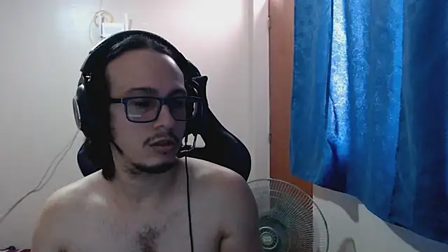 cholitohermoso online show from March 10, 2025, 4:25 pm