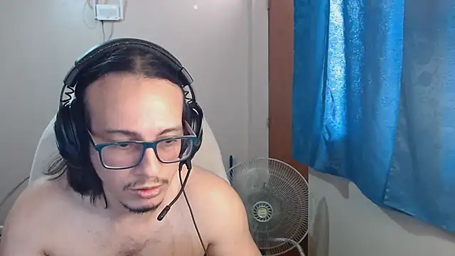 cholitohermoso online show from March 8, 2025, 4:50 pm