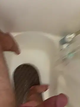 danyh2023 online show from February 17, 2026, 8:06 pm