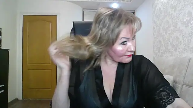 Victoria secrets  online show from September 25, 2025, 5:24 am