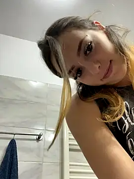 Pussy4564N online show from September 29, 2025, 12:44 pm