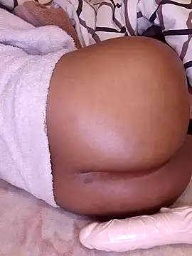 ChloeBab online show from November 18, 2025, 8:17 am