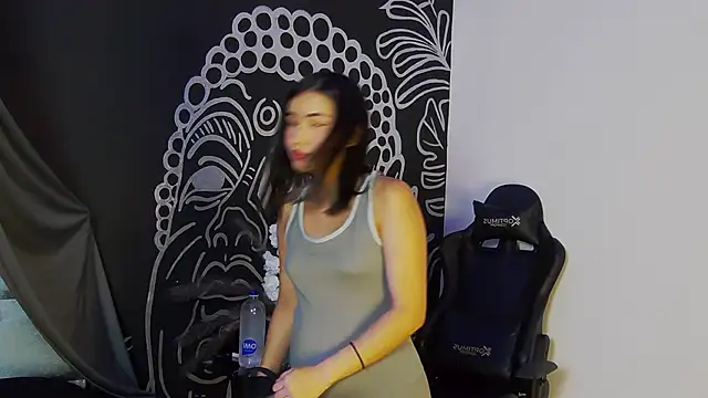 Arii moon online show from March 30, 2026, 7:48 pm