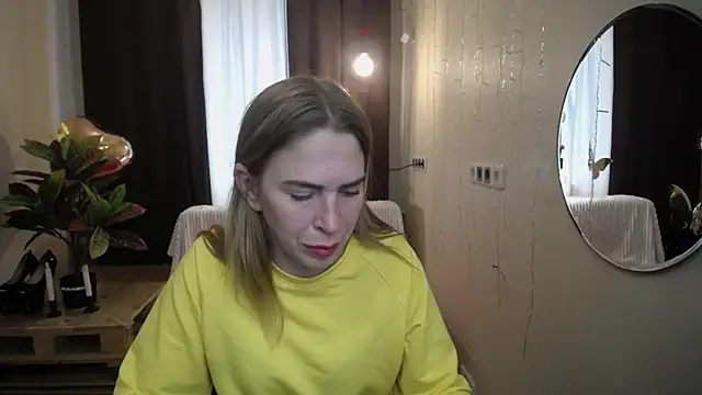 TessaDaybreak online show from March 18, 2025, 10:28 am