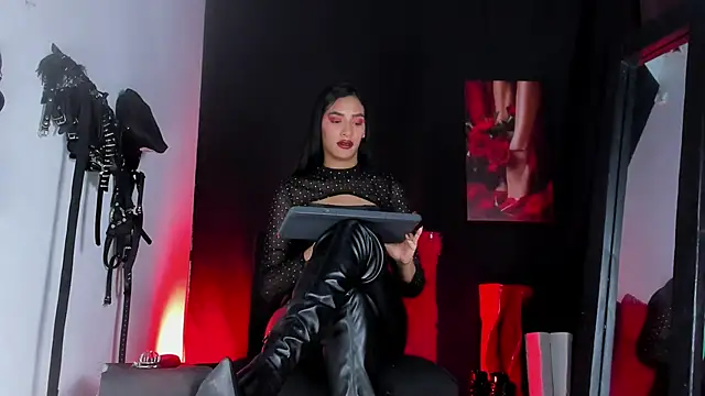 Snapshot of Aleshkastone chatting on February 6, 2026, 11:23 pm Aleshkastone online show from February 6, 2026, 11:23 pm