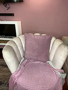  ivyginger online show from March 2, 2025, 4:07 am