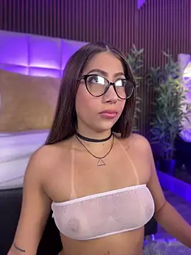 MelanieHillss online show from July 22, 2026, 4:36 am