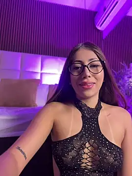 MelanieHillss online show from July 28, 2026, 4:53 am