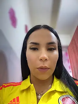 Naatalia online show from June 17, 2026, 6:07 pm