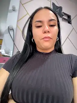 Naatalia online show from February 21, 2026, 5:04 pm