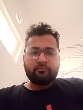 Snapshot of susthovai chatting on February 16, 2026, 11:20 am susthovai online show from February 16, 2026, 11:20 am