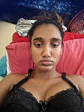 Snapshot of indianpink_lips chatting on February 10, 2026, 11:20 am indianpink lips online show from February 10, 2026, 11:20 am