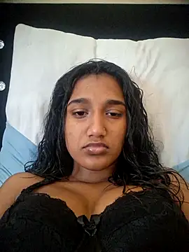 indianpink lips online show from November 15, 2025, 11:36 am