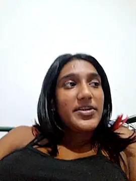 indianpink lips online show from March 22, 2025, 5:52 pm