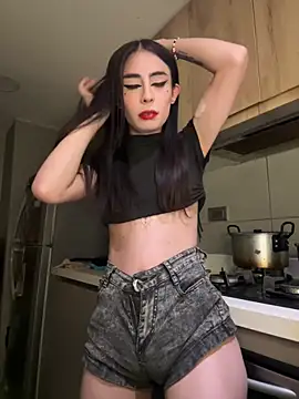 candycami19 online show from March 19, 2025, 8:23 am