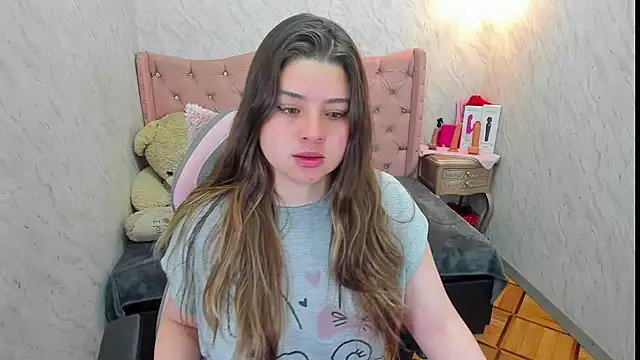 Snapshot of Lianngrace chatting on June 11, 2026, 2:03 pm Lianngrace online show from June 11, 2026, 2:03 pm