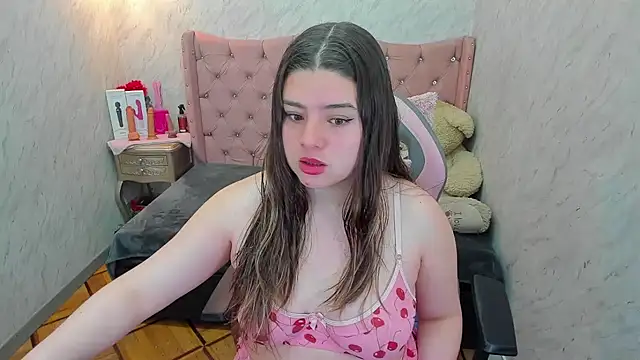 Snapshot of Lianngrace chatting on June 6, 2026, 1:38 pm Lianngrace online show from June 6, 2026, 1:38 pm