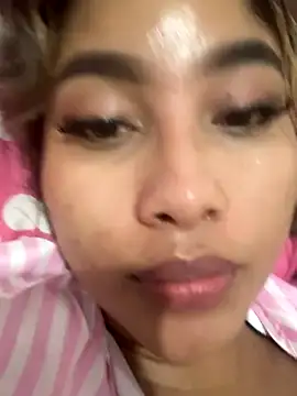 SofiaBennett  online show from November 16, 2025, 12:37 am