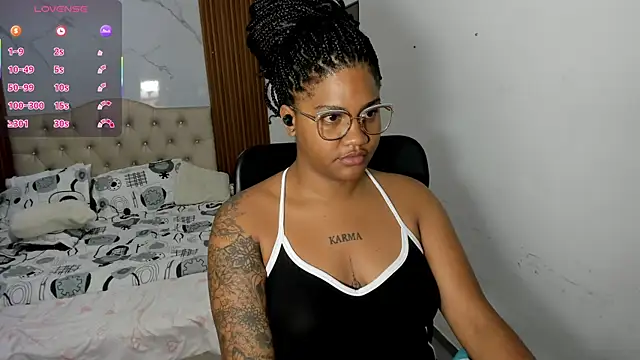 ZahraRose online show from April 29, 2026, 11:14 am