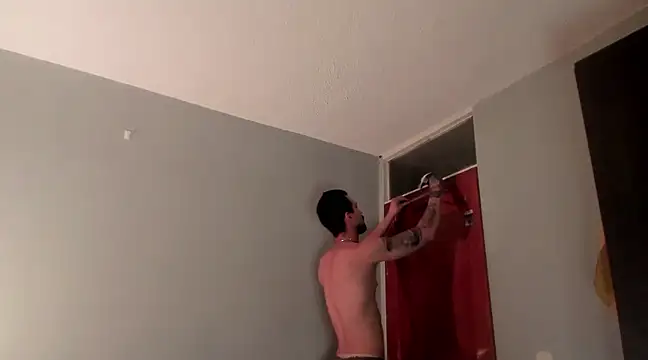 K cique online show from March 17, 2025, 3:47 am