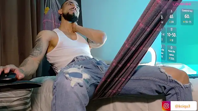 K cique online show from February 8, 2026, 2:31 am