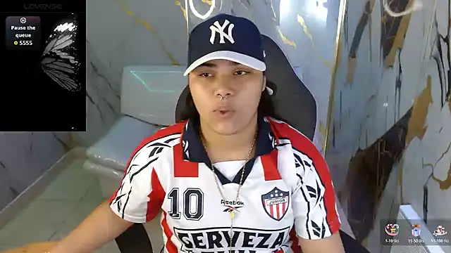 melany rouse18 online show from May 11, 2026, 1:51 am