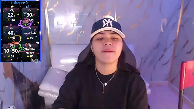 melany rouse18 online show from October 23, 2025, 4:38 pm